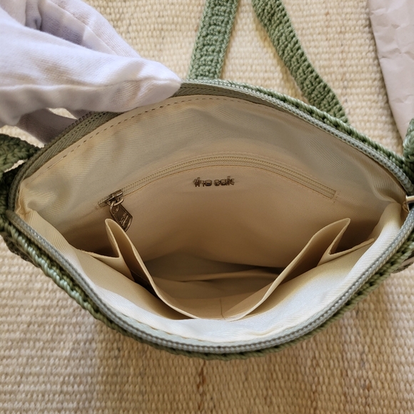 NWT The Sak Crochet Craze Rad Crossbody in Seafoam - Picture 7 of 12